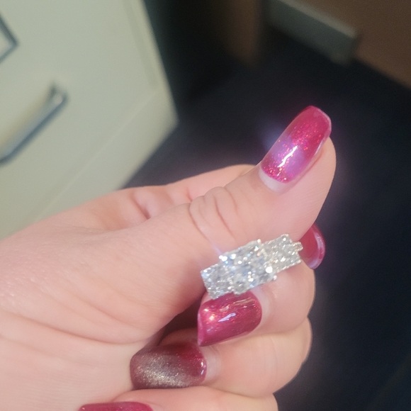 Diamond Cluster Ring